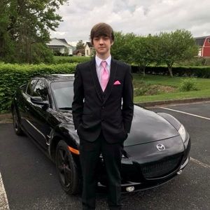 Meet your Posher, Devin